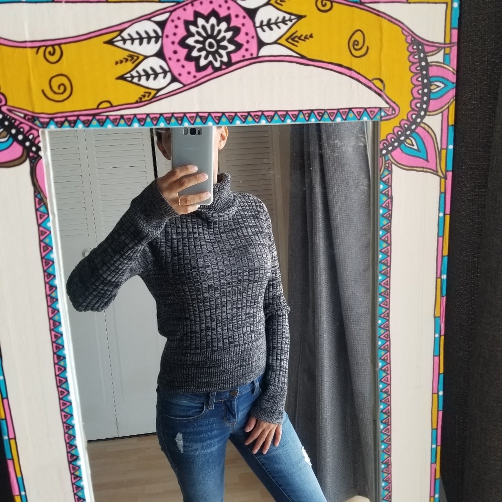 Aeropostale Gray Sweater Size L/G
